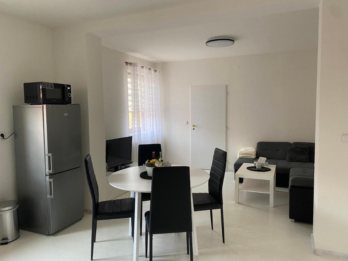 Apartmán Šimon Cheb Exterior foto